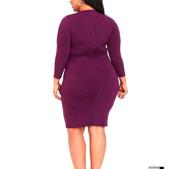 NEW TORRID PLUS SIZE Deep Purple Long sleeve Surplice NeckโMidi Wrap dress. - Picture 10 of 16